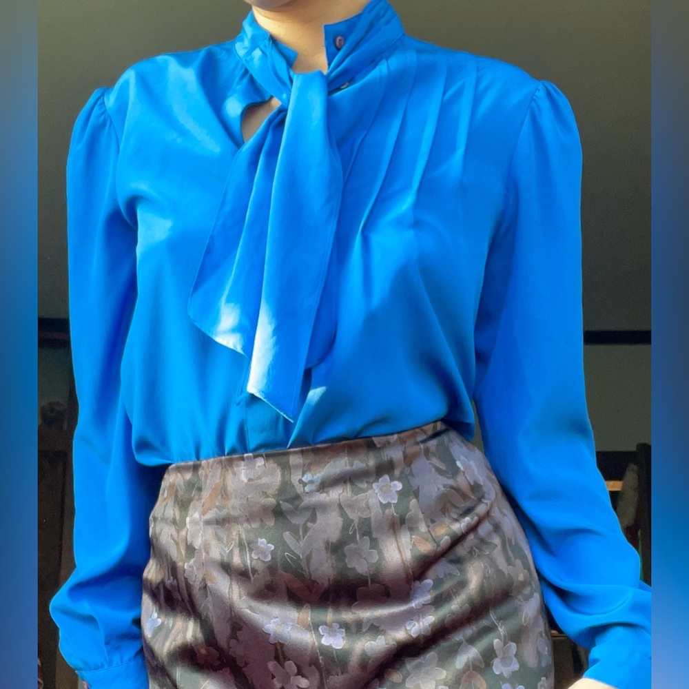 Blue Tie-Neck Longsleeve Blouse